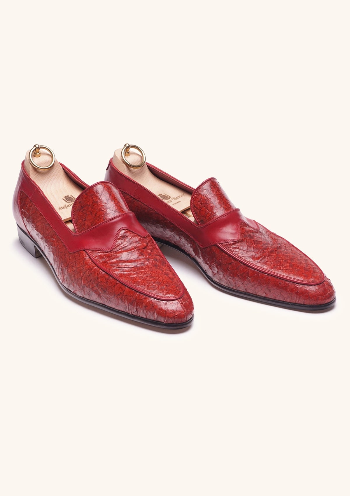 Red perch skin and leather loafer