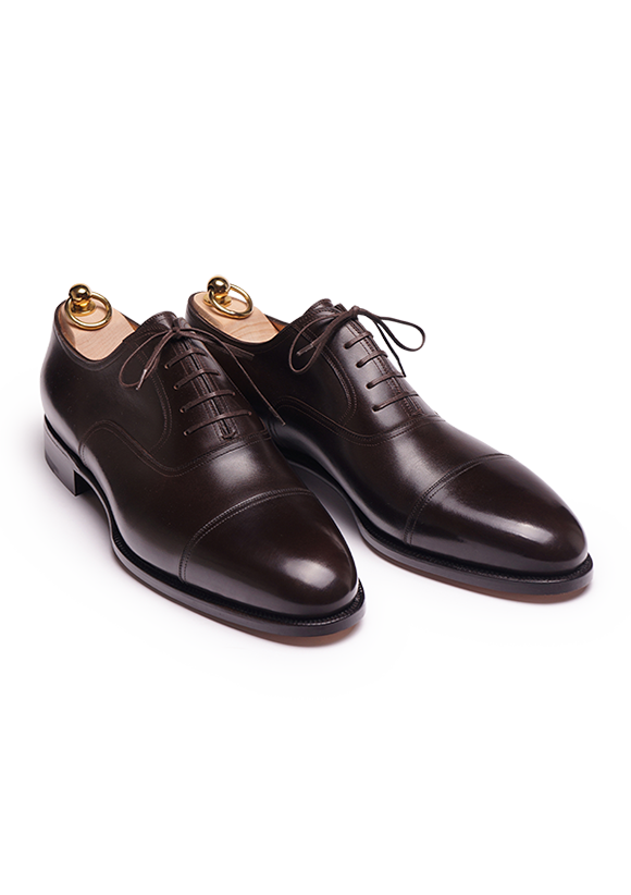 Brown top cap toe