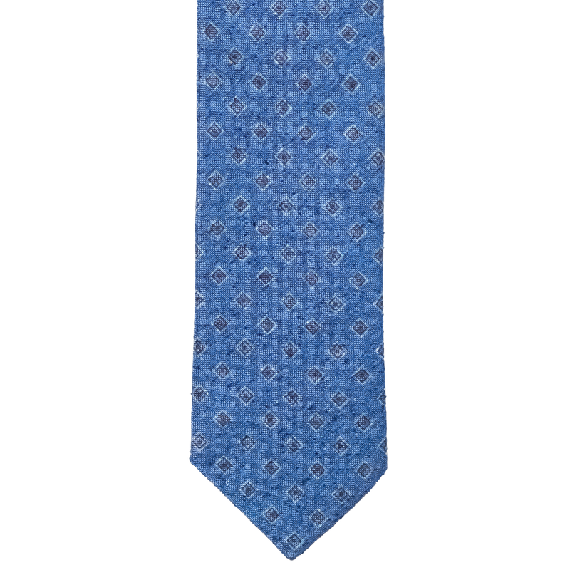 Three-fold silk tie with geometric pattern