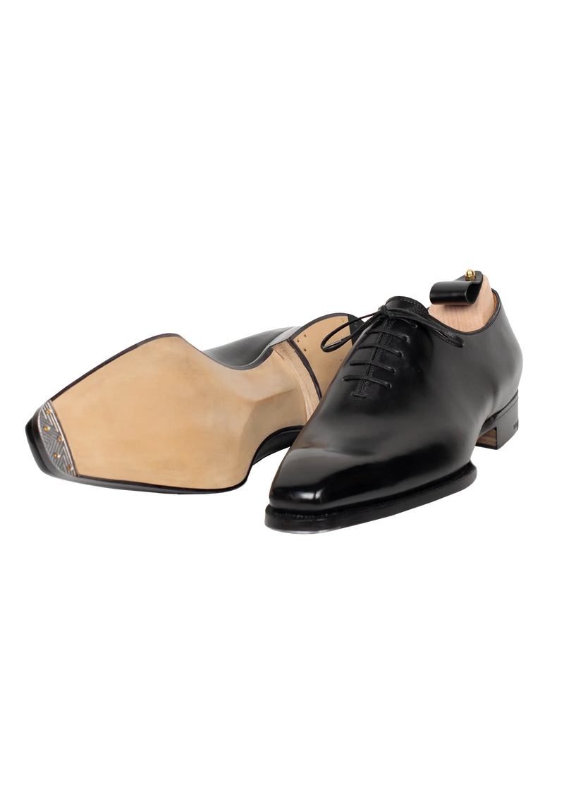 Wholecut Oxfords in Black Calf