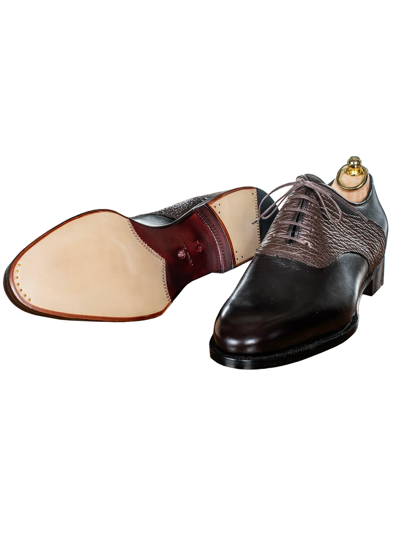 Dark Brown Oxford with Shark Saddle