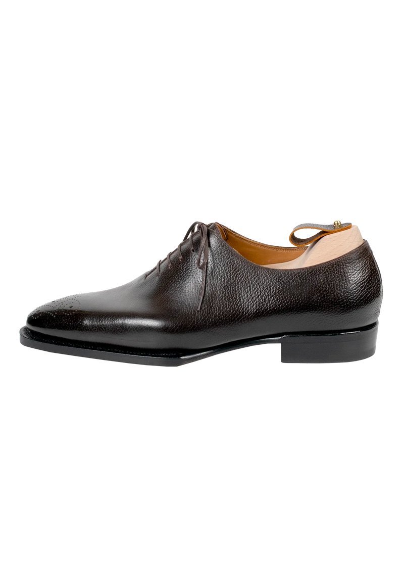 Wholecut Oxfords with medallion
