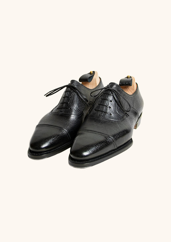 Black Oxfords in Boarskin