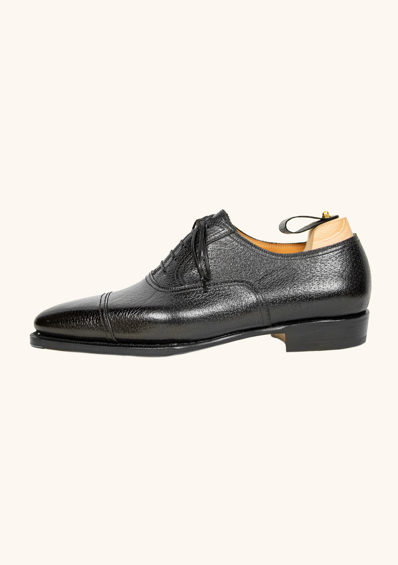 Black Oxfords in Boarskin