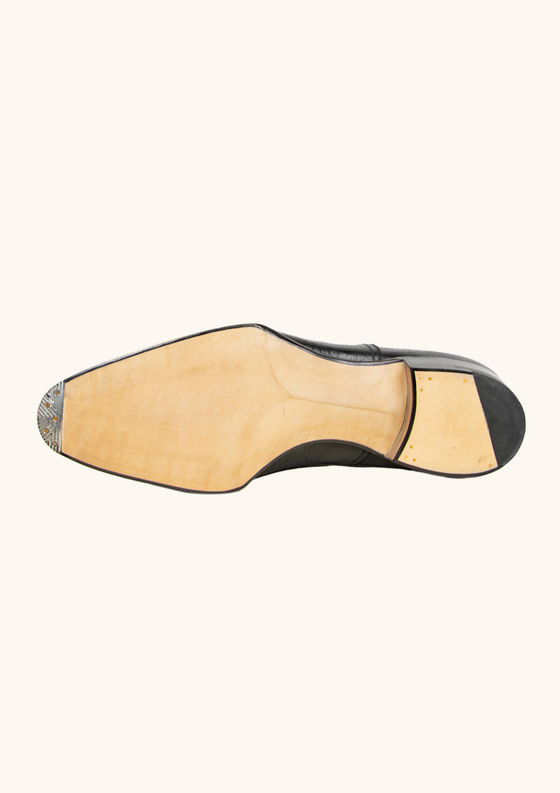 Black Oxfords in Boarskin