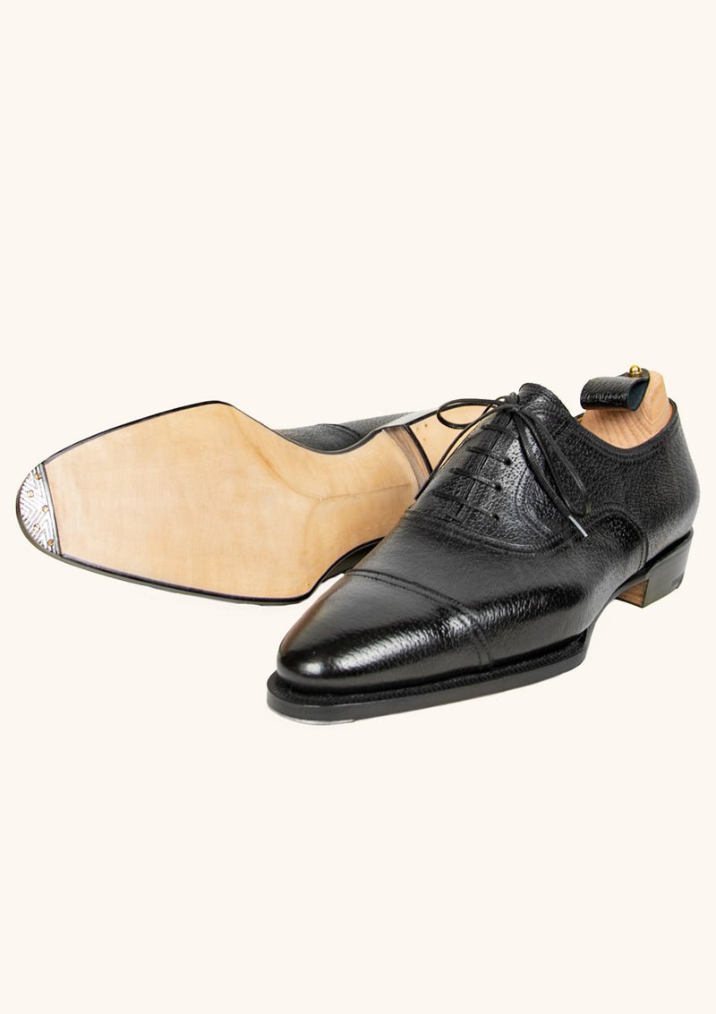 Black Oxfords in Boarskin