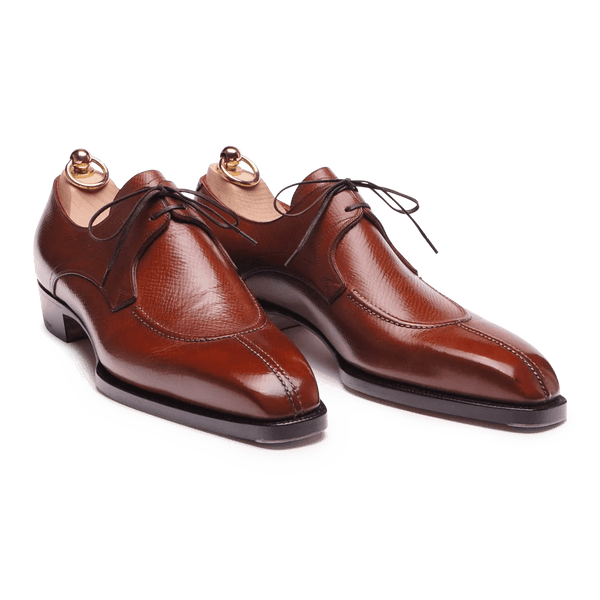 Brown Split toe apron Derby Shoes in American Calfskin
